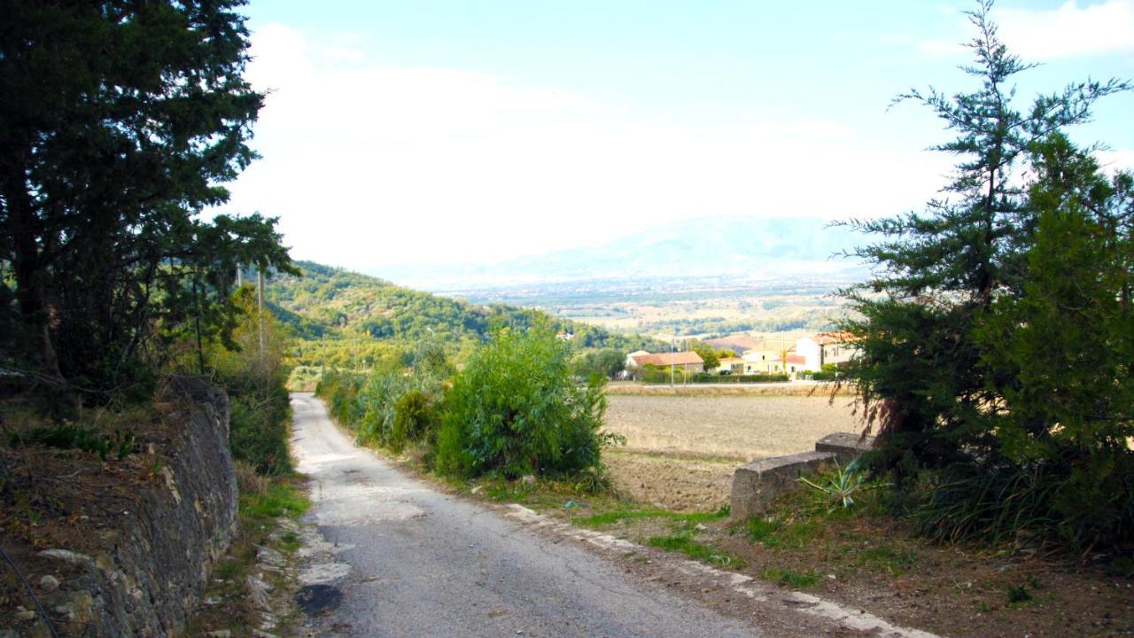 La Casa Sulla Collina Bed & Breakfast Altavilla Silentina Екстериор снимка